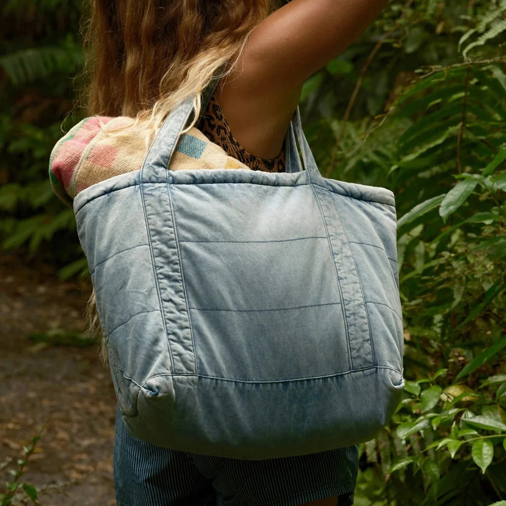 PUFFY BEACH TOTE